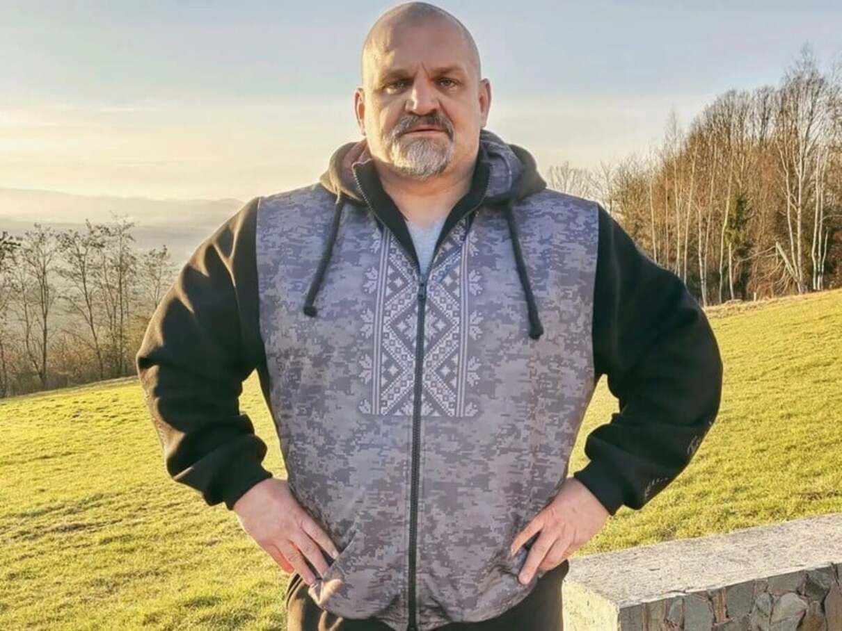 Радісна новина: 50-річний Василь Вірастюк уп'яте став батьком