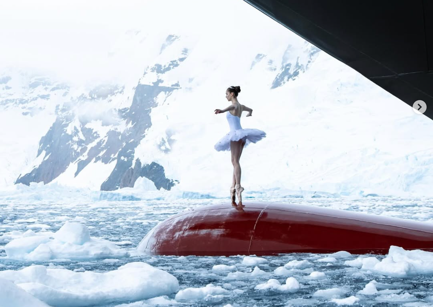 Вікторія Добервіль станцювала на криголамі - фото 1