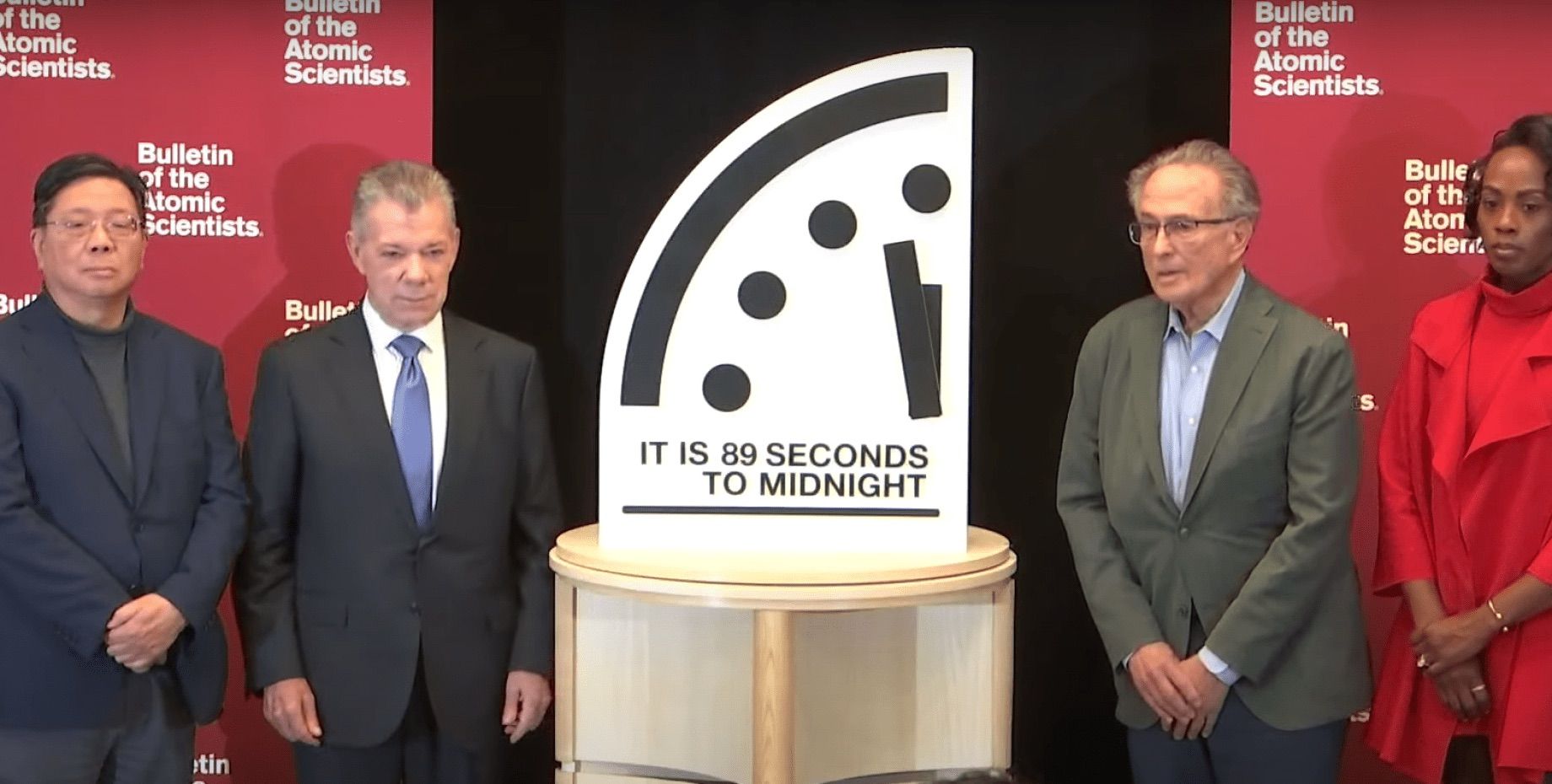 Годинник Судного дня ще ближчий до півночі - фото 1