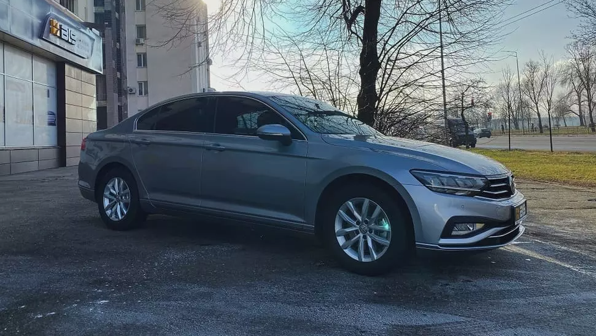 Де взяти авто в оренду в Дніпрі: огляд популярних маршрутів для подорожей