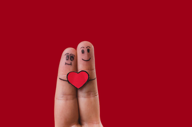 Гороскоп сумісності знаків Зодіаку: які пари можуть скластись 14 лютого - фото 551673