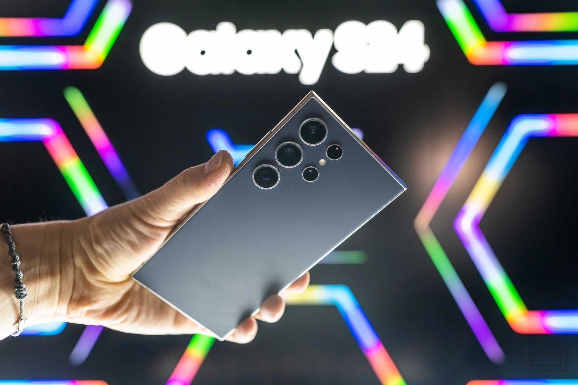 Власники лінійки Galaxy S24 зненавидять Samsung, і ось чому