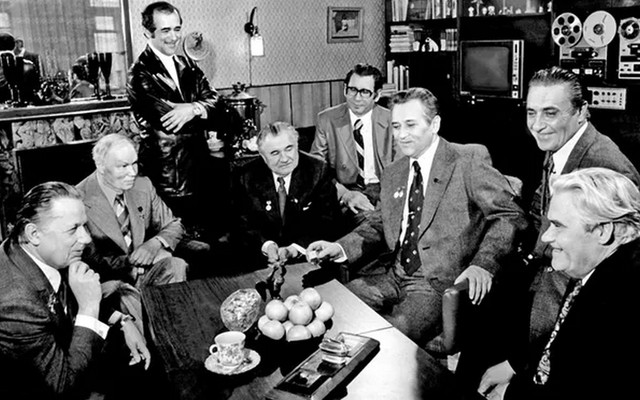 Михайло Стельмах з відомими громадськими діячами - фото 551989