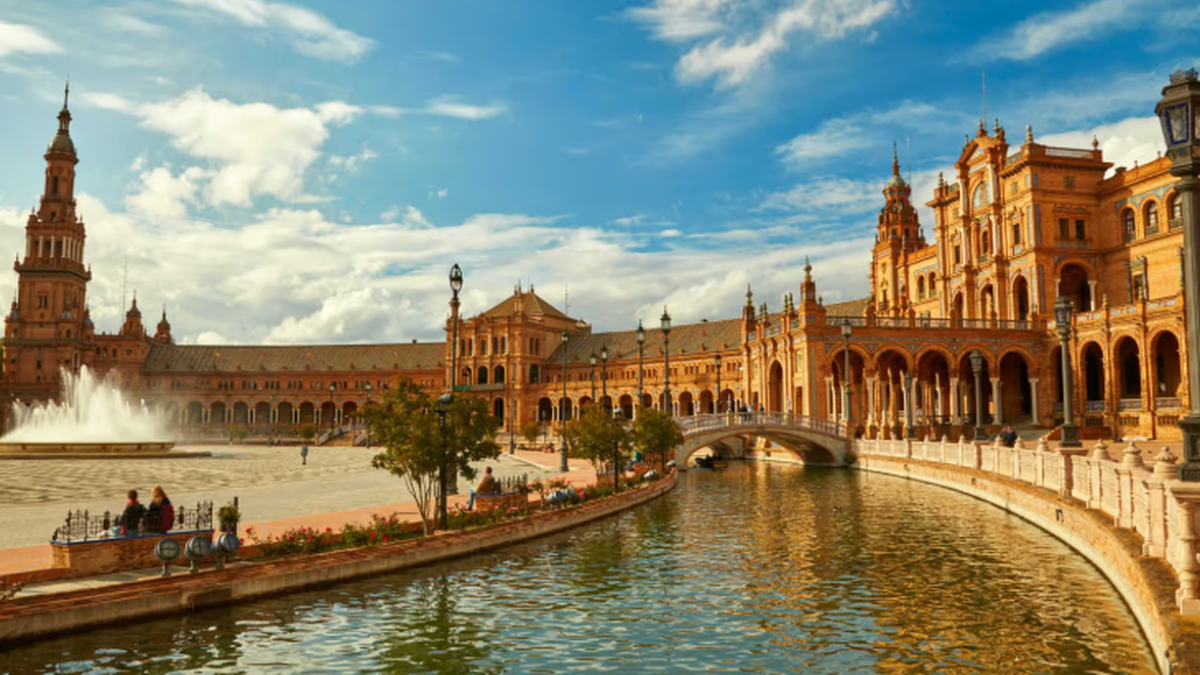 Найкращі курорти узбережжя: плануємо тури в Іспанію