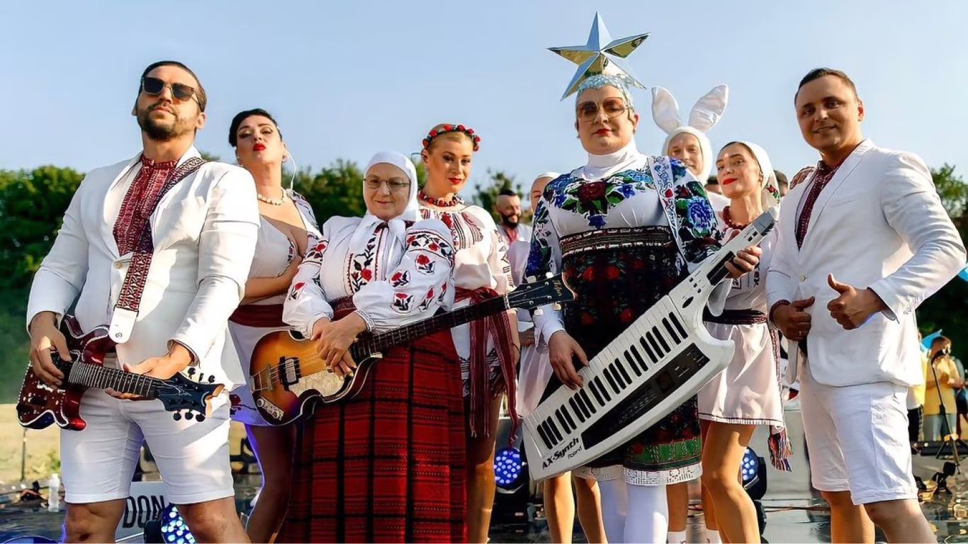 Вєрка Сердючка з бендом перенесла концерти в Європі - фото 1