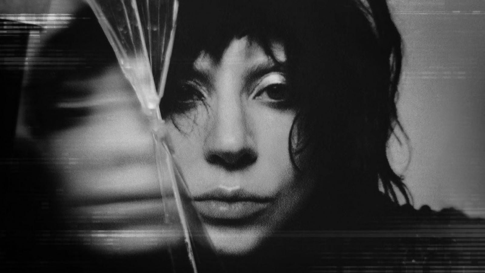 Повернення до початків: Леді Гага випустила сьомий студійний альбом "Mayhem"