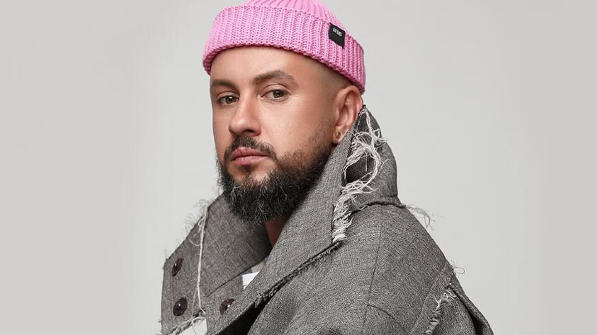 "Традиція вже багато років": MONATIK пояснив, навіщо йому у райдері Кіндер-сюрпризи