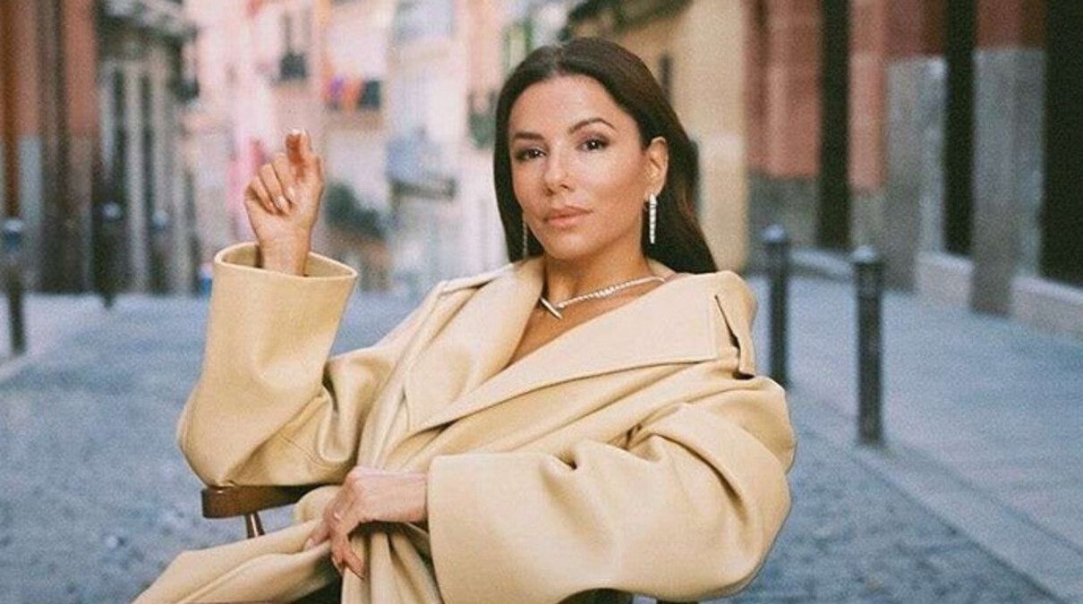 Американська акторка та продюсерка Єва Лонгорія - фото 1