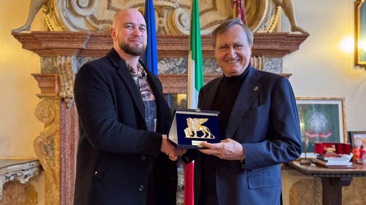 Мер Венеції відзначив українського захисника - фото 1