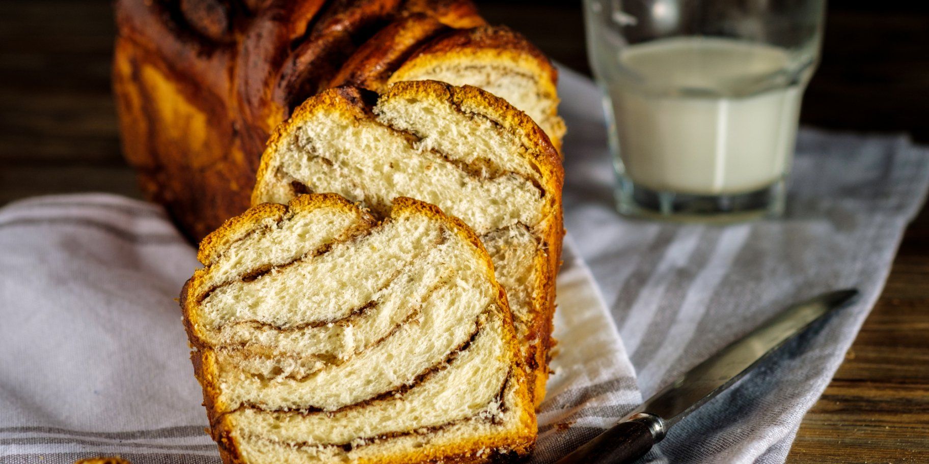 Ви хотітимете його знову і знову: печемо ароматний хліб з корицею