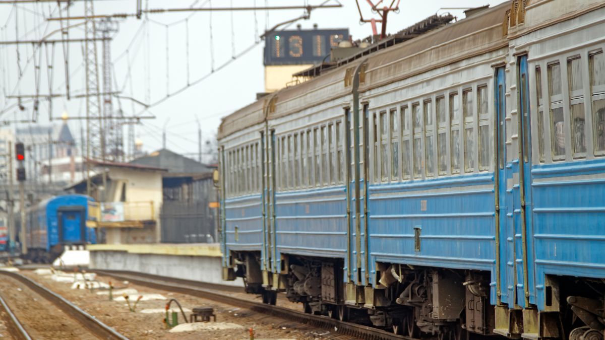 "Укрзалізниця" знову продає квитки онлайн після масштабної кібератаки
