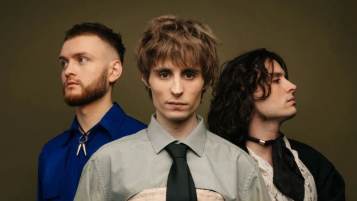 У мережі бурхливо обговорюють фотосет гурту Ziferblat для "Євробачення 2025"