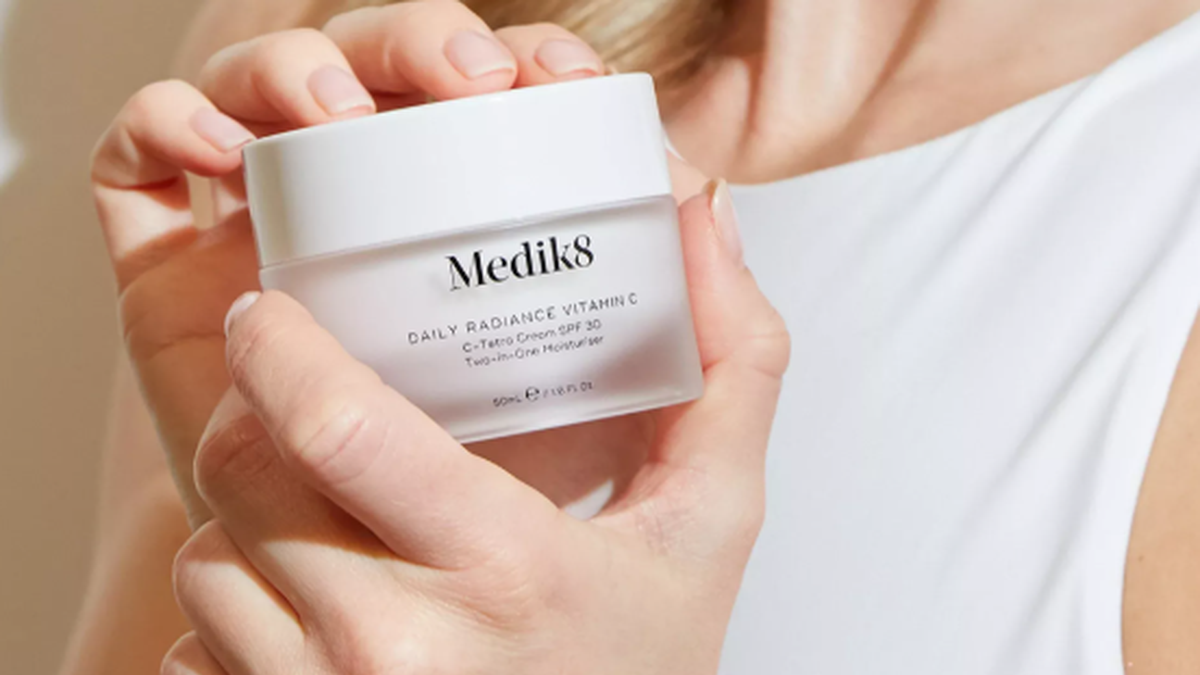 Основні етапи догляду за шкірою обличчя влітку