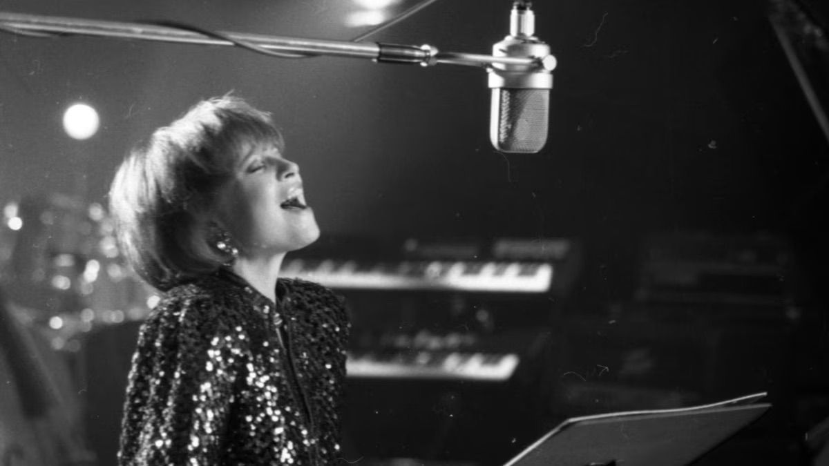 Коли вийде фільм про біографію Квітки Цісик - фото 1