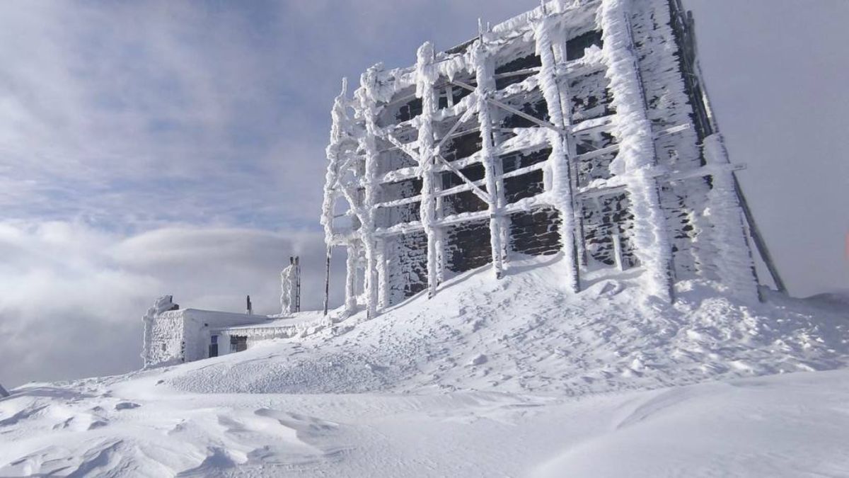 На горі Піп Іван випало понад 30 сантиметрів снігу