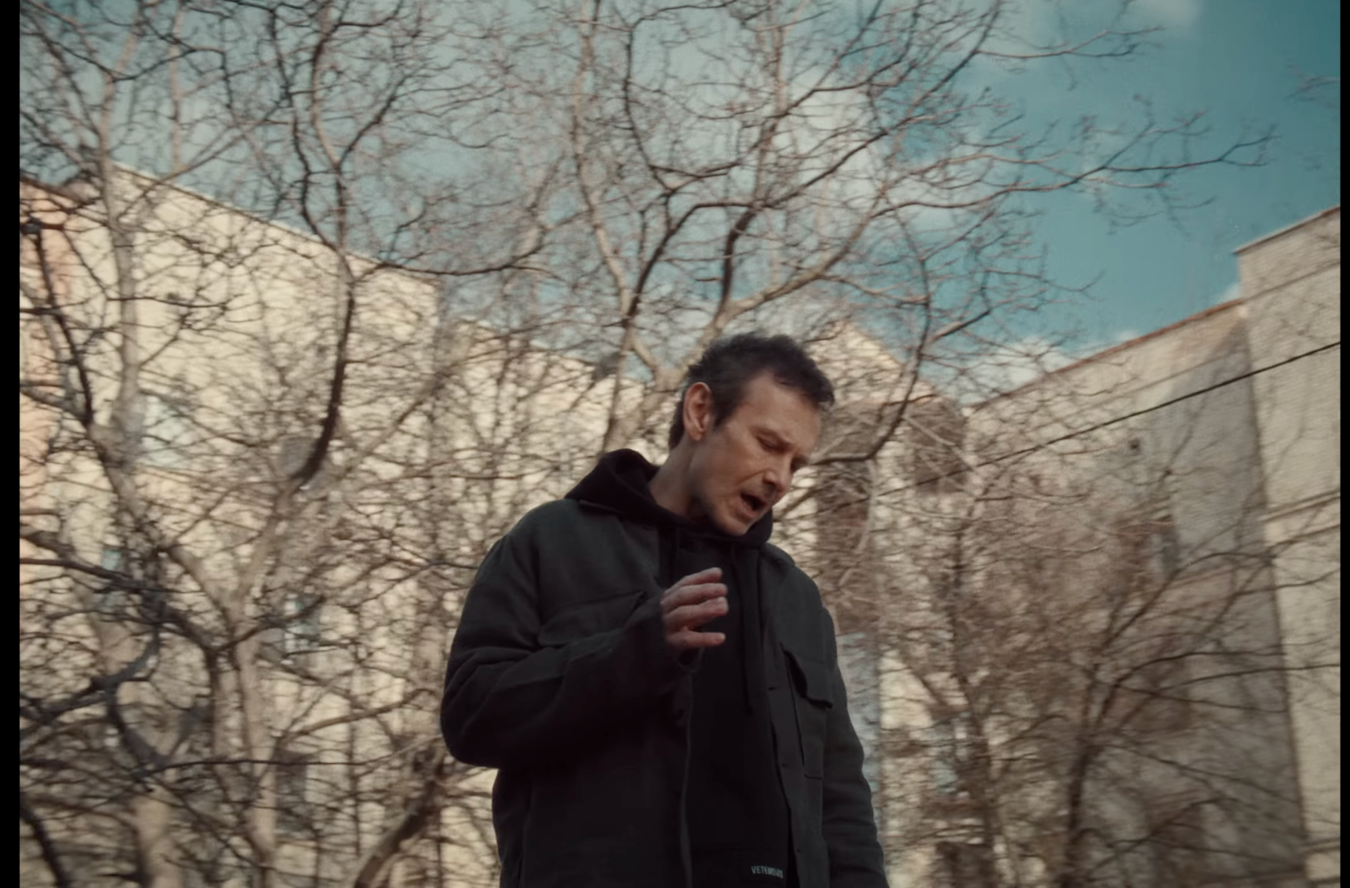 Про лютий, що не минає: Святослав Вакарчук презентував нову емоційну пісню