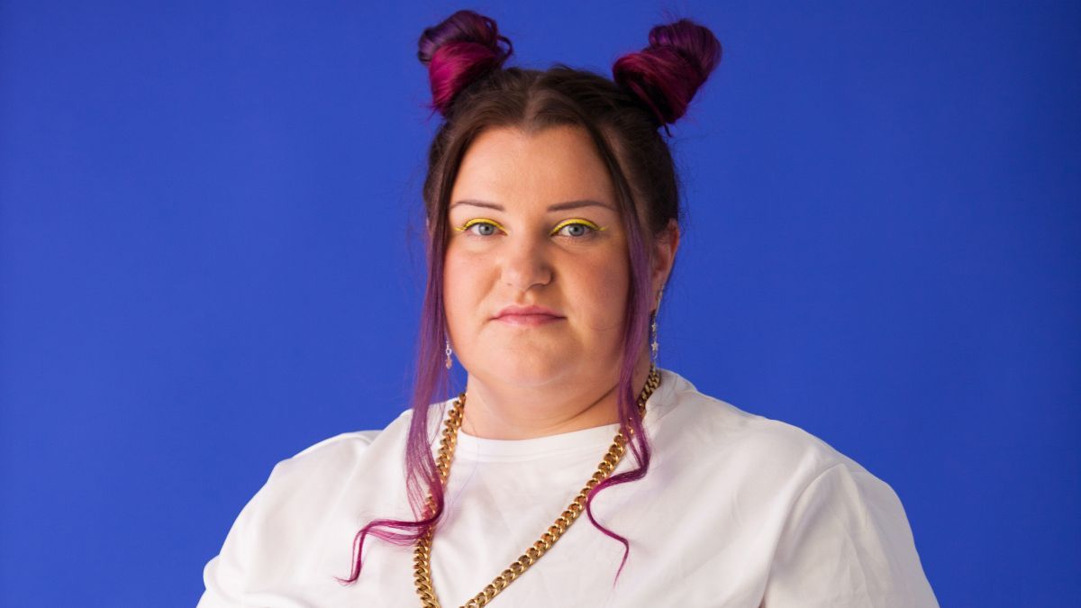 Alyona Alyona розповіла, скільки грошей витрачає щомісяця на життя в селі