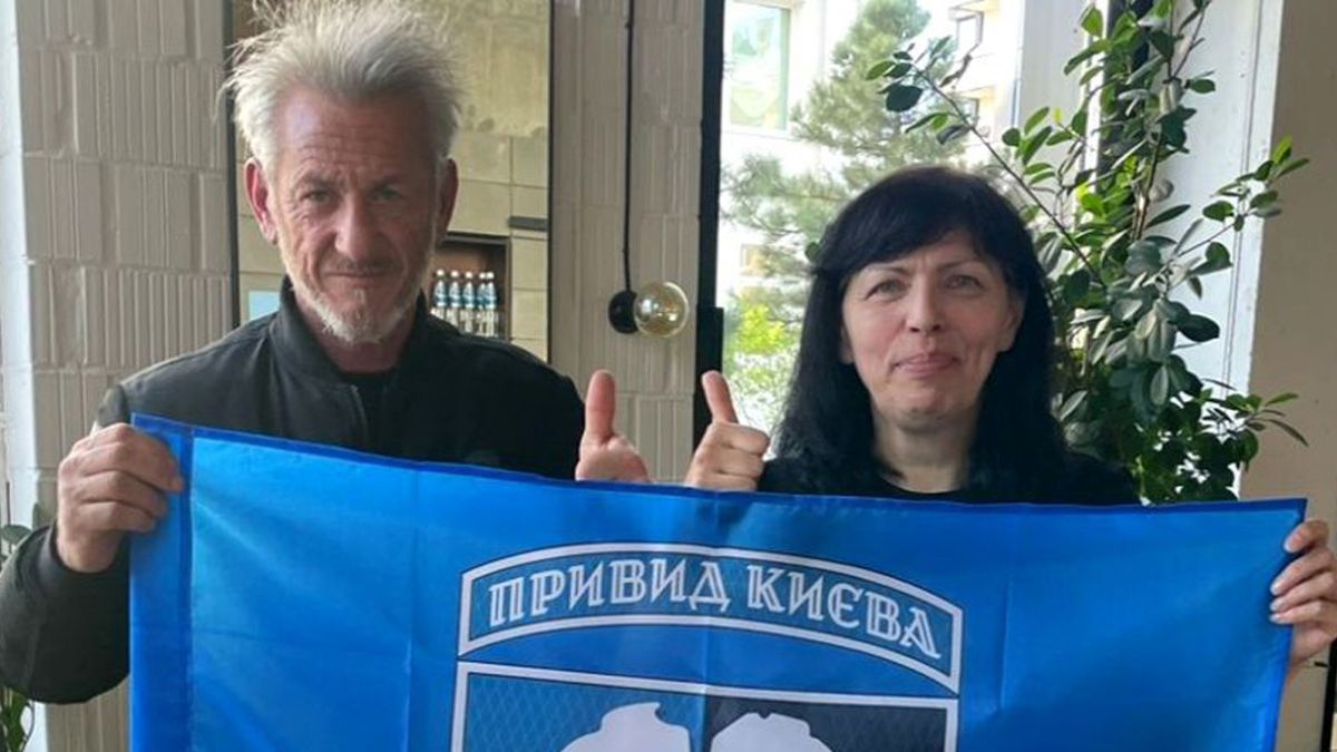 Актор Шон Пенн, який підтримує Україну, зустрівся з мамою загиблого пілота "Джуса"