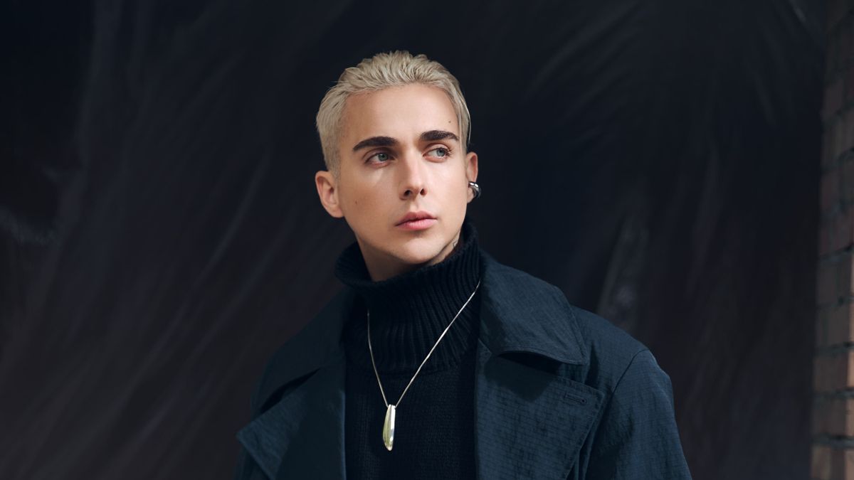 Скільки отримує MELOVIN: артист назвав свій заробіток