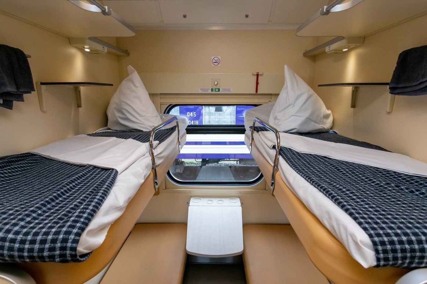 "Укрзалізниця" вперше з часів незалежності отримала нові плацкартні вагони