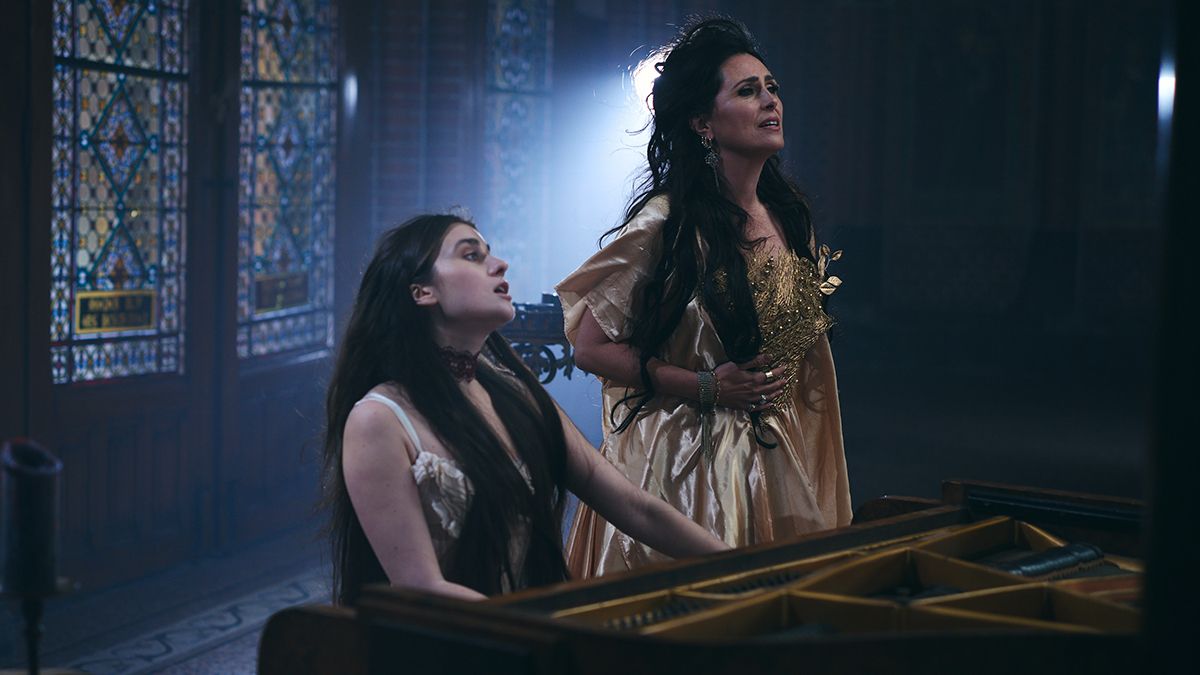 Поєднання року і фольку: Jerry Heil випустила пісню з легендарним гуртом Within Temptation