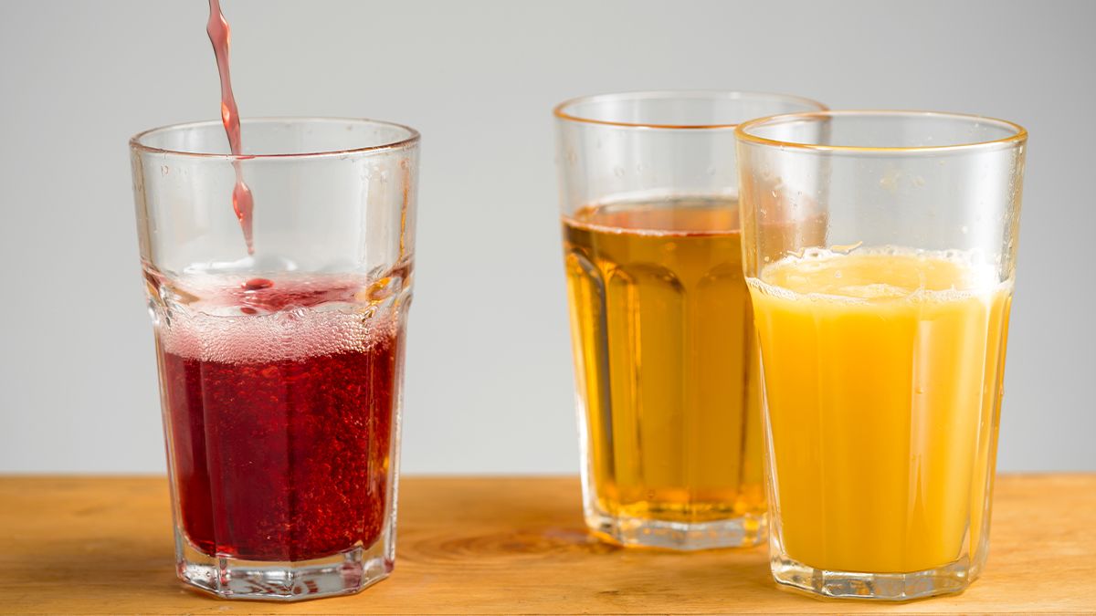 Не апельсиновий і не яблучний: лікар назвав найкорисніший сік для організму