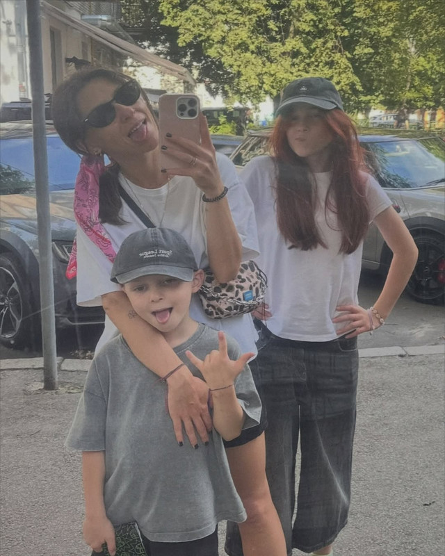 Дружина Жені Галича Валерія та діти: Єва та Данил - фото 556815