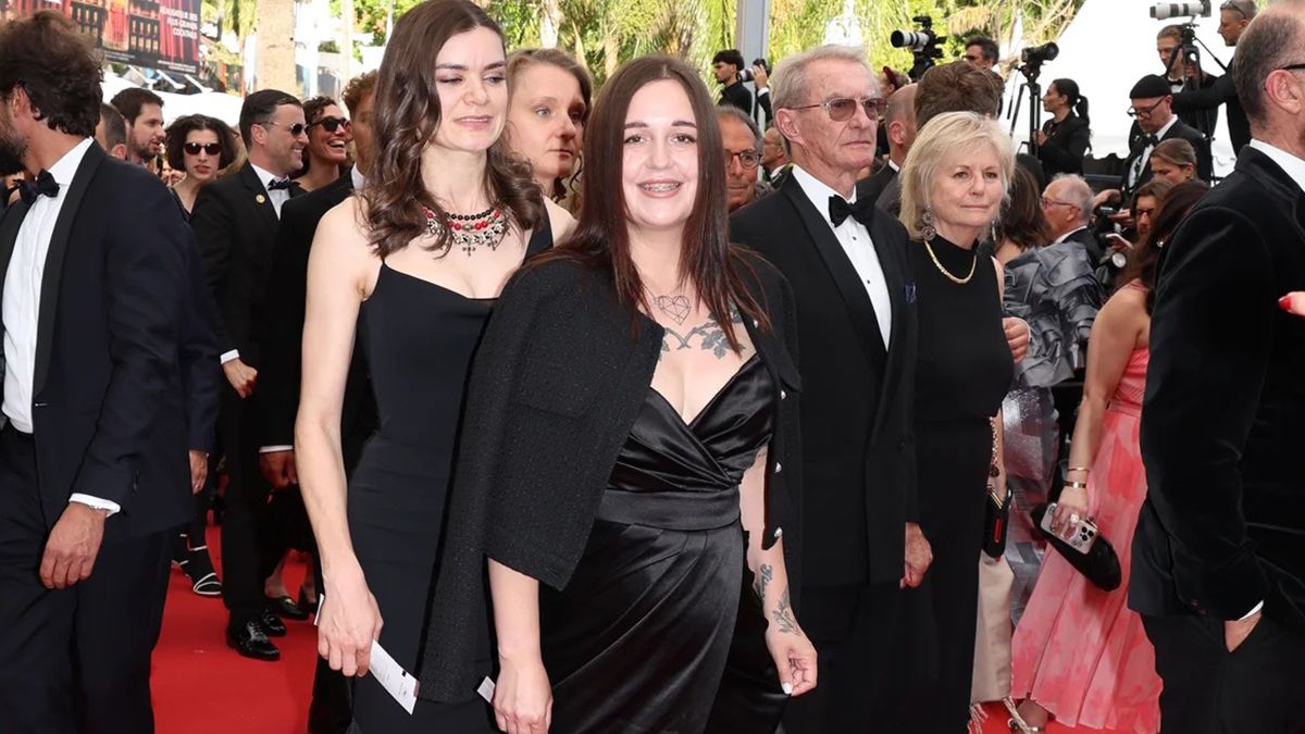 Українка з протезом з'явилася на червоному хіднику Каннського кінофестивалю