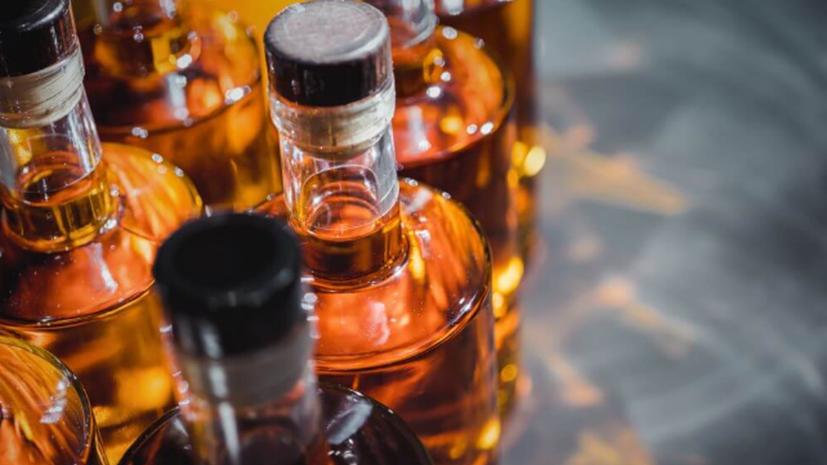 Світлий чи темний: як вибрати ром