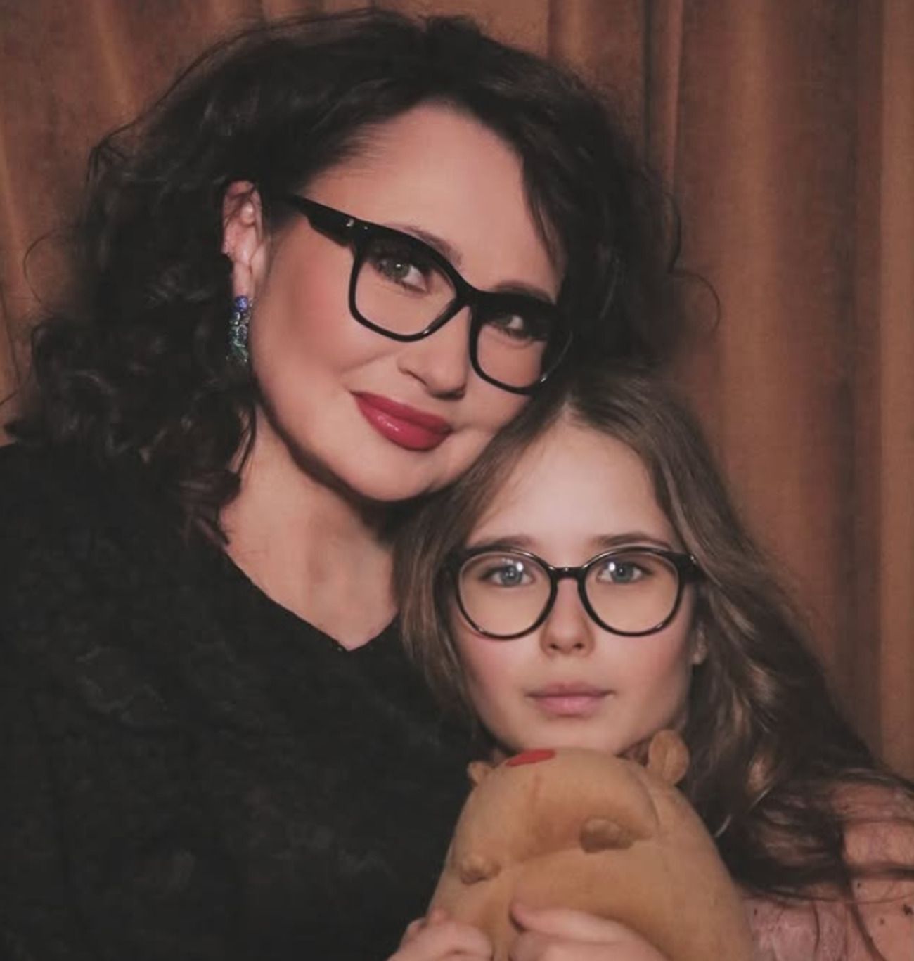 "Здається, ми не виживемо": Олена Мозгова вразила деталями розмови з донькою