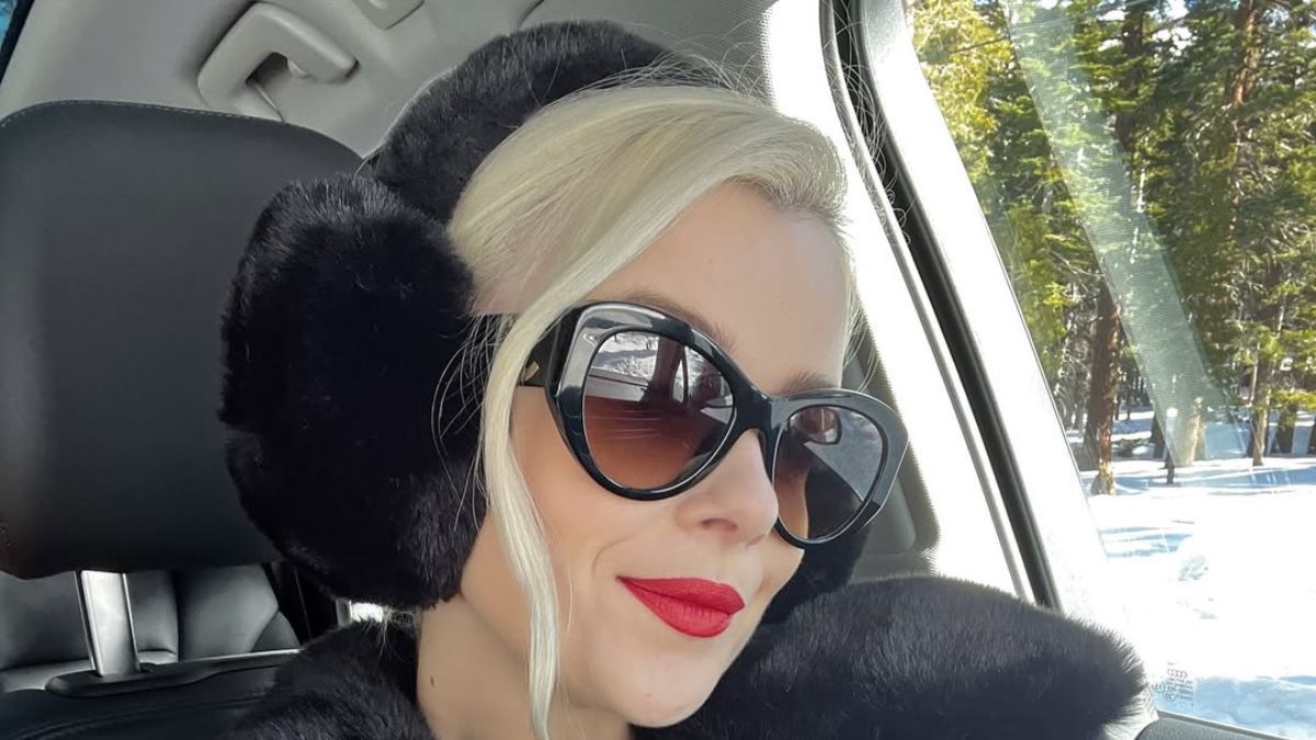 "Разом ми були ідеальними": Міка Ньютон показала рідкісне фото з чоловіком