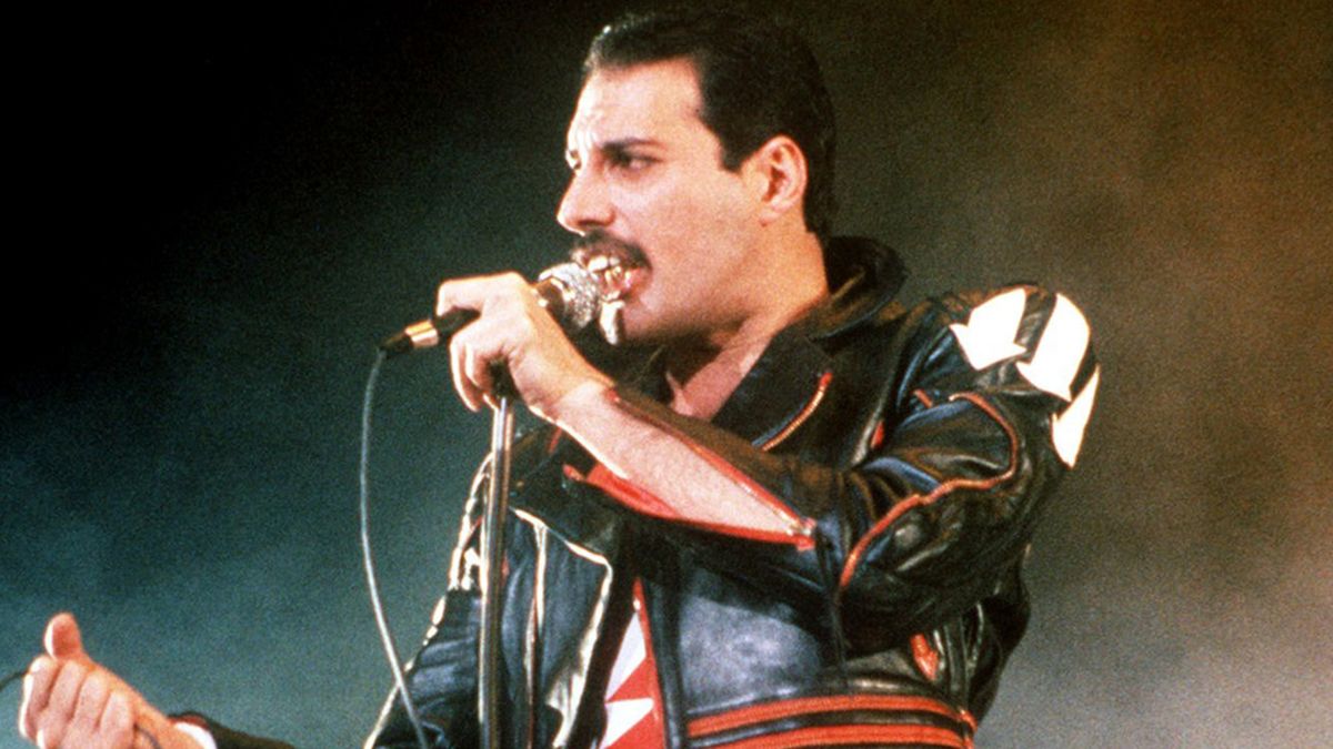 Імовірна донька Фредді Мерк'юрі здала ДНК-тест, щоб підтвердити спорідненість з зіркою