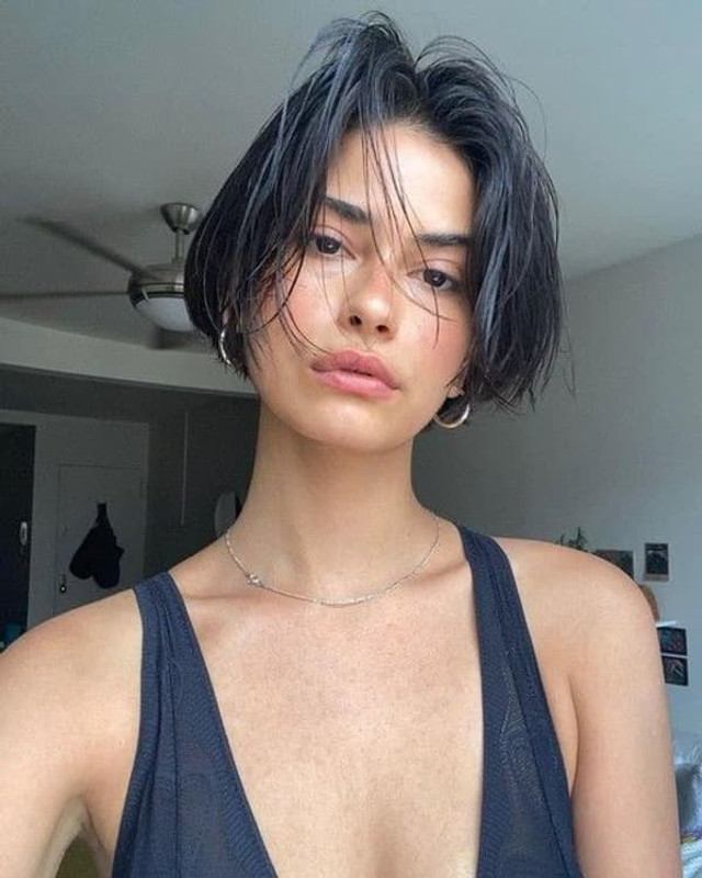 Боб – стильна стрижна на літо- фото 557488