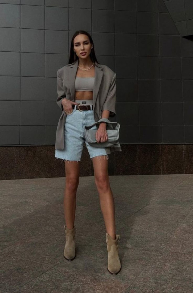 Шорти-бермуди і жакет - фото 557497