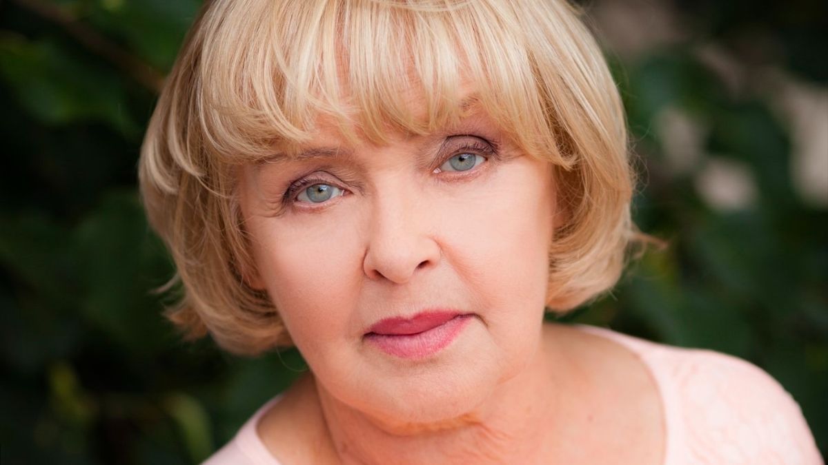 "Двадцятий день народження без нього": Ада Роговцева опублікувала рідкісне фото з коханим