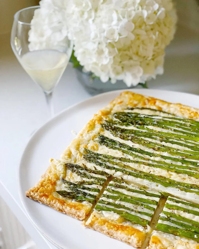 Тарт зі спаржею та сиром до святкового столу- фото 557809