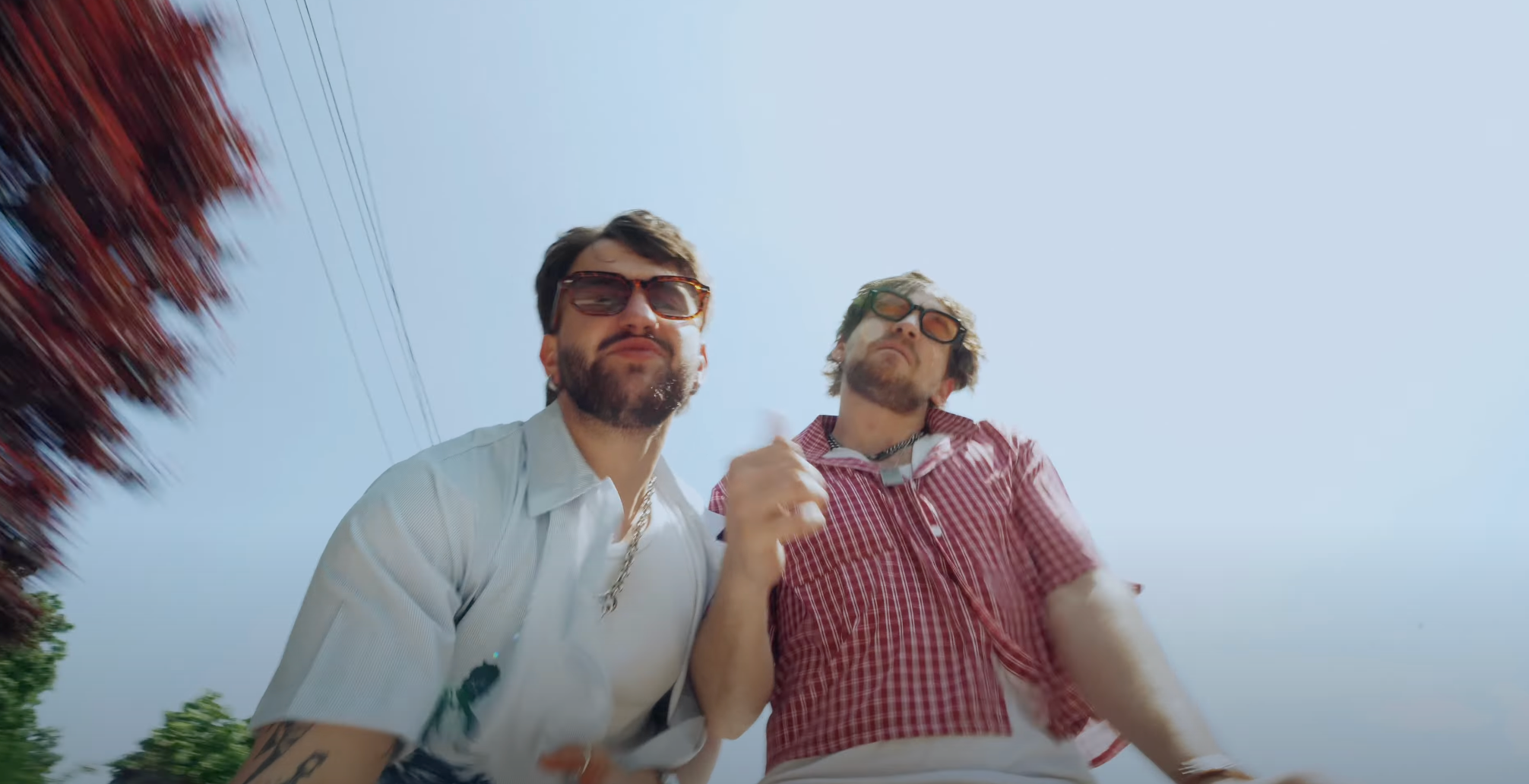 MOLODI показали кліп "небезпечна", і ця пісня – не просто любовна історія