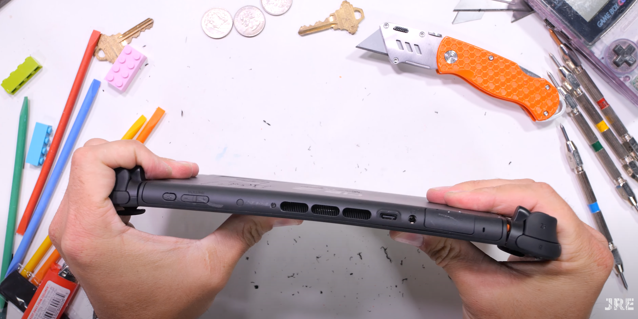 Руйнівник смартфонів перевірив на міцність Nintendo Switch 2: відео боляче дивитись