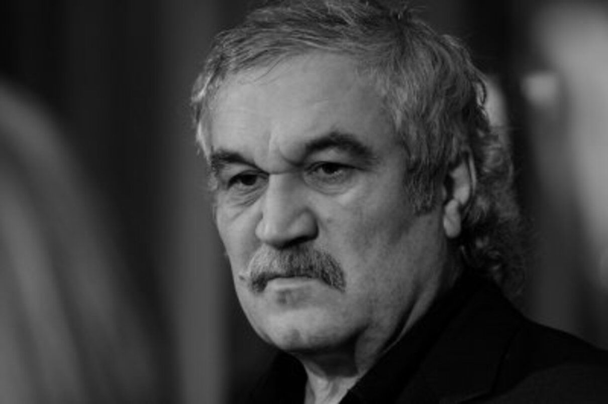 "Кожен камінь, кинутий у мене, лише підвищує мій п'єдестал": цитати Василя Шкляра