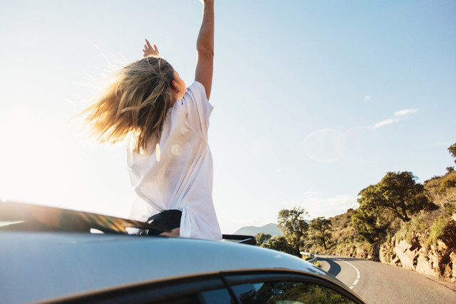 Водіїв і пасажирів закликали позбутись поширеної звички у спекотну пору року - фото 558074