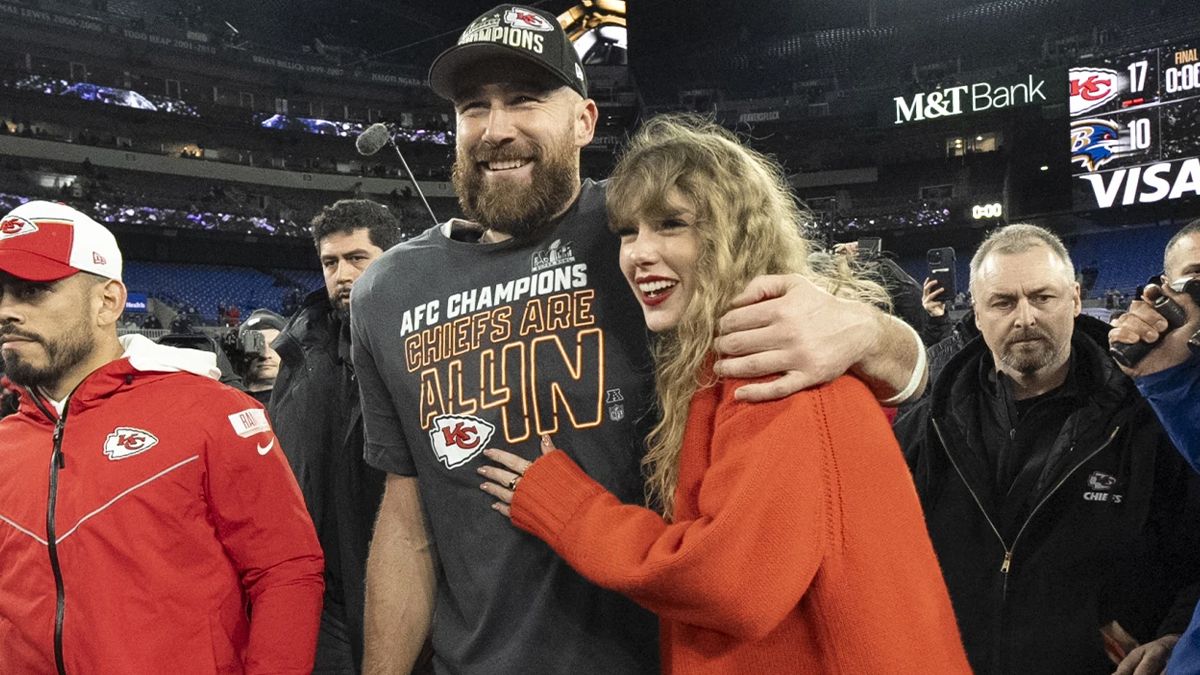 Чи дійсно Тейлор Свіфт одружилася з Тревісом Келсі - фото 1
