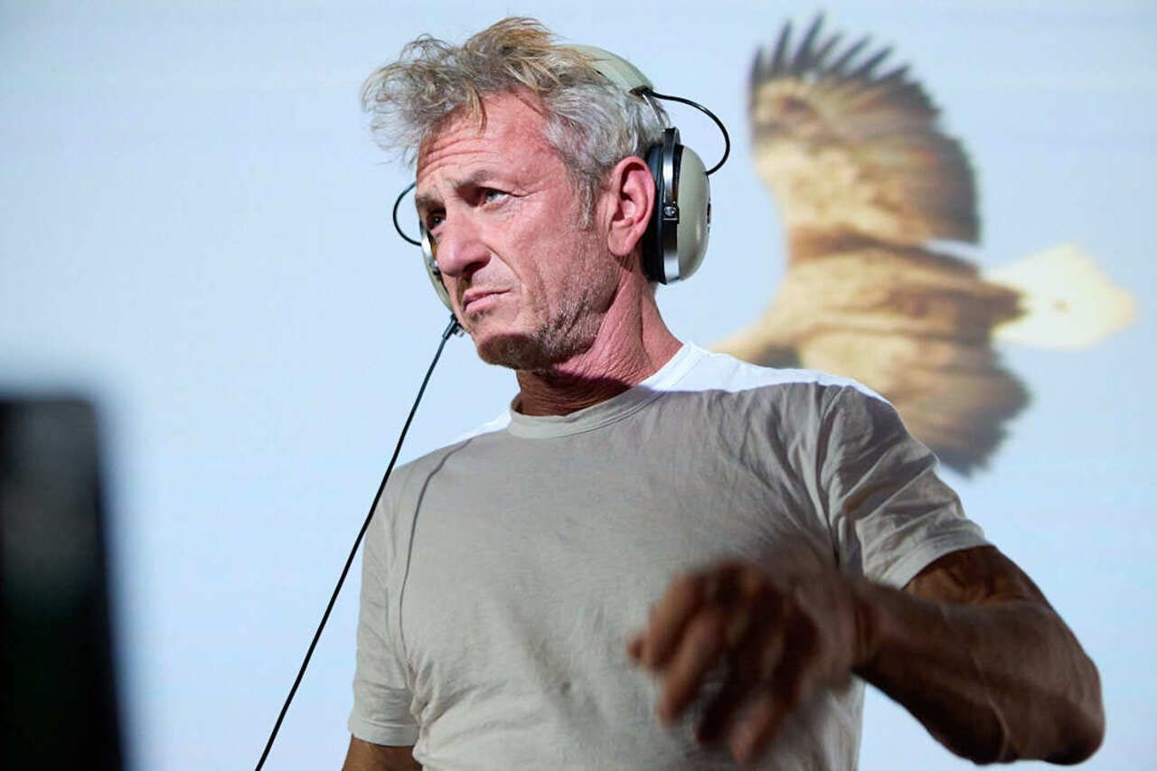 Шон Пенн відкрив прем'єру українського кіноальманаху "Війна очима тварин" у Нью-Йорку