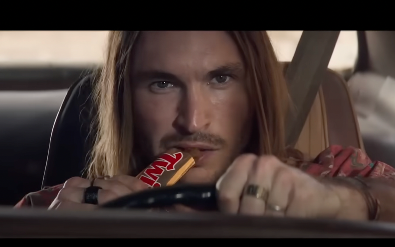 Реклама Twix викликала обурення - фото 1