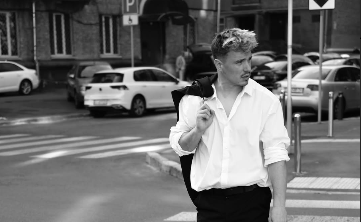 Вадим Олійник презентував "Числа" – трек, який пробирає до мурашок