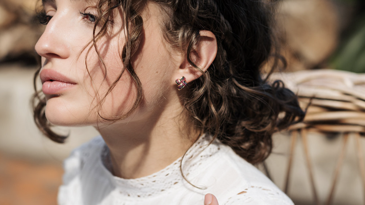 Золоті сережки: як вибрати вічну класику та вдалу інвестицію - фото 1