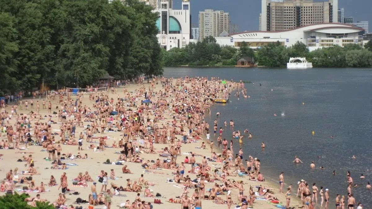 МОЗ назвало пляжі у Києві, на яких не можна купатися: перелік локацій