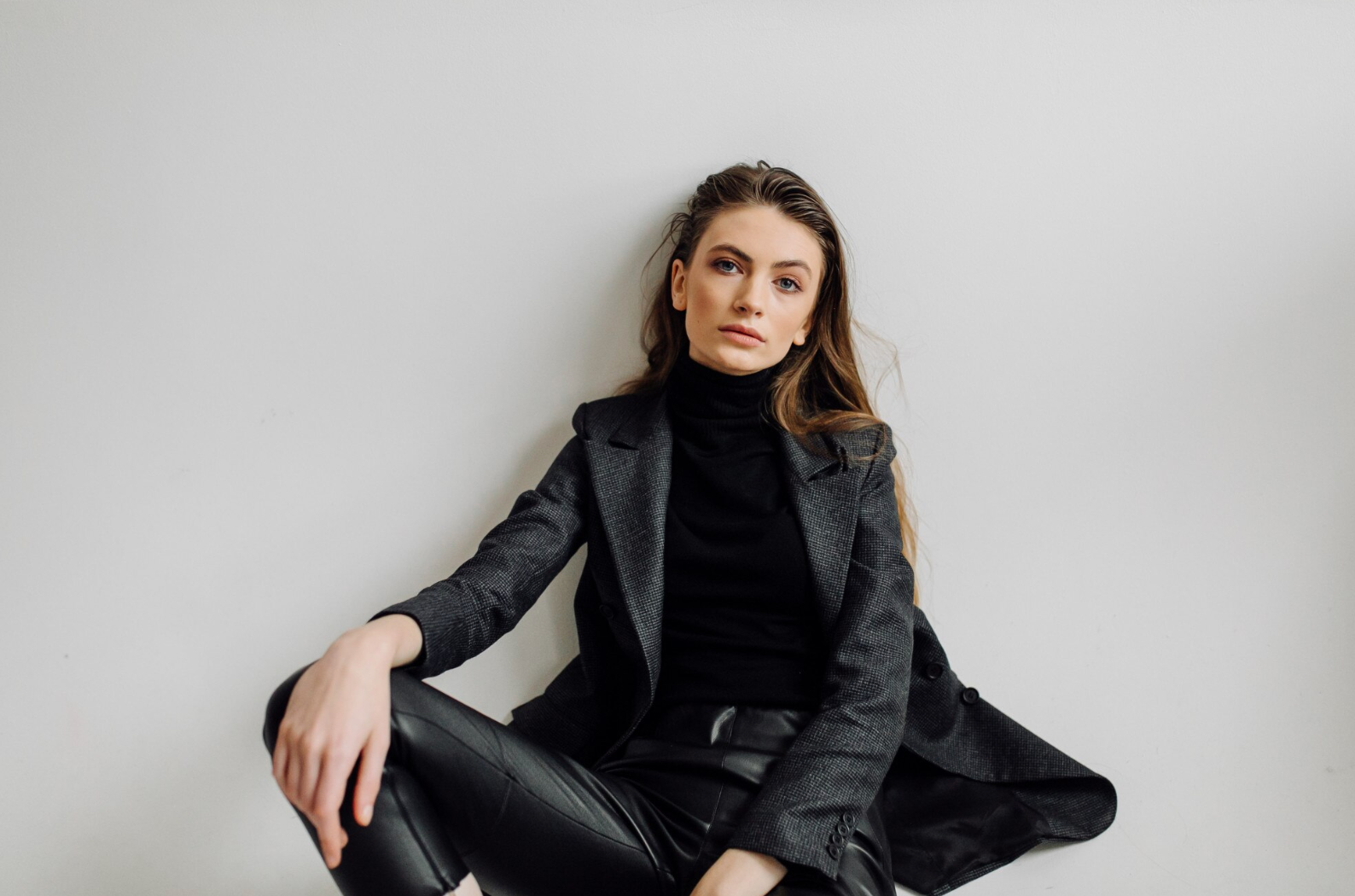 Чорний колір не зі всіма вдало поєднується - фото 1