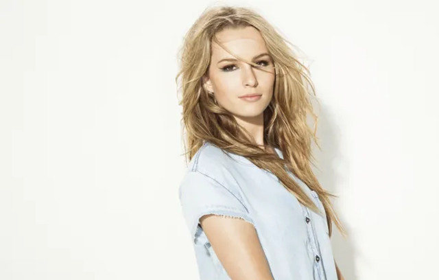 Бріджит Мендлер - фото 558735