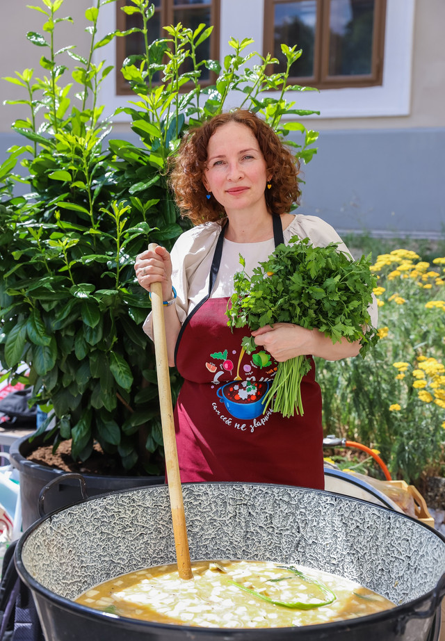 У Будапешті українці провели грандіозне Свято борщу: зварили аж 700 літрів - фото 558830