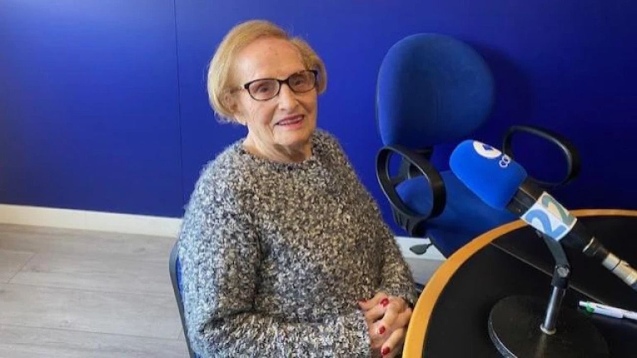 Не вино: 108-річна жінка розповіла, з якого алкоголю починає день